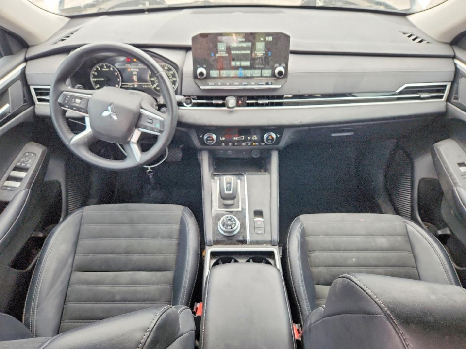 Mitsubishi OUTLANDER 2024 — Copart