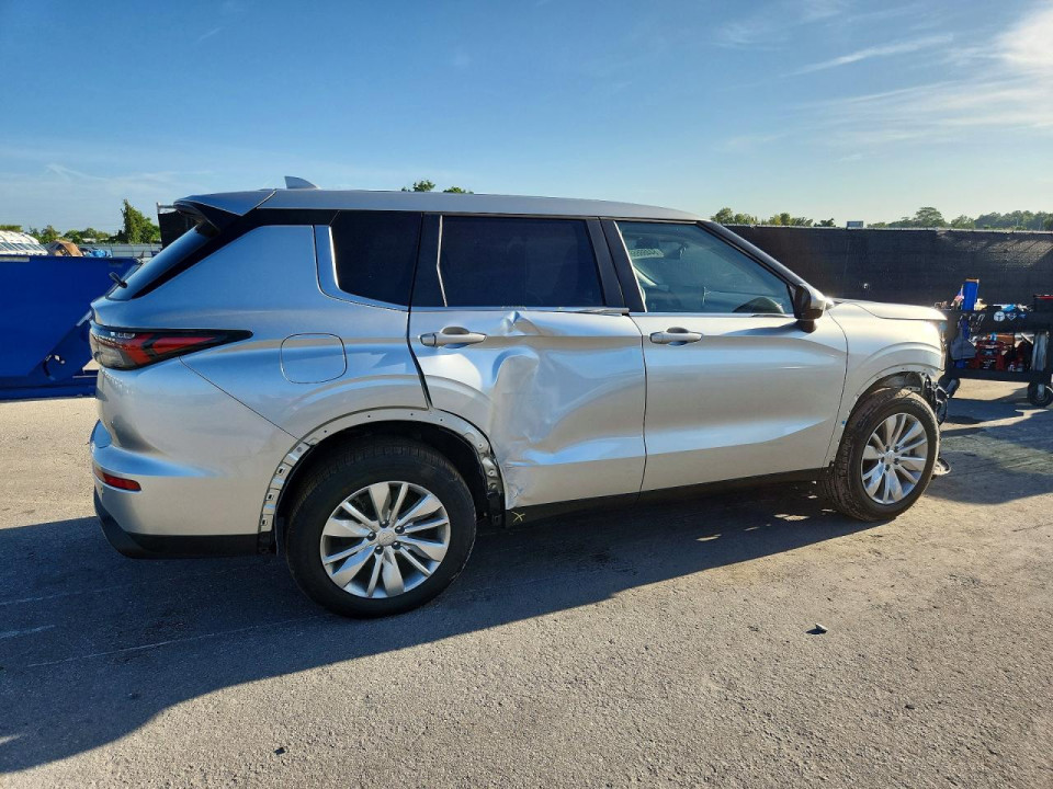 Mitsubishi OUTLANDER 2026 — Copart