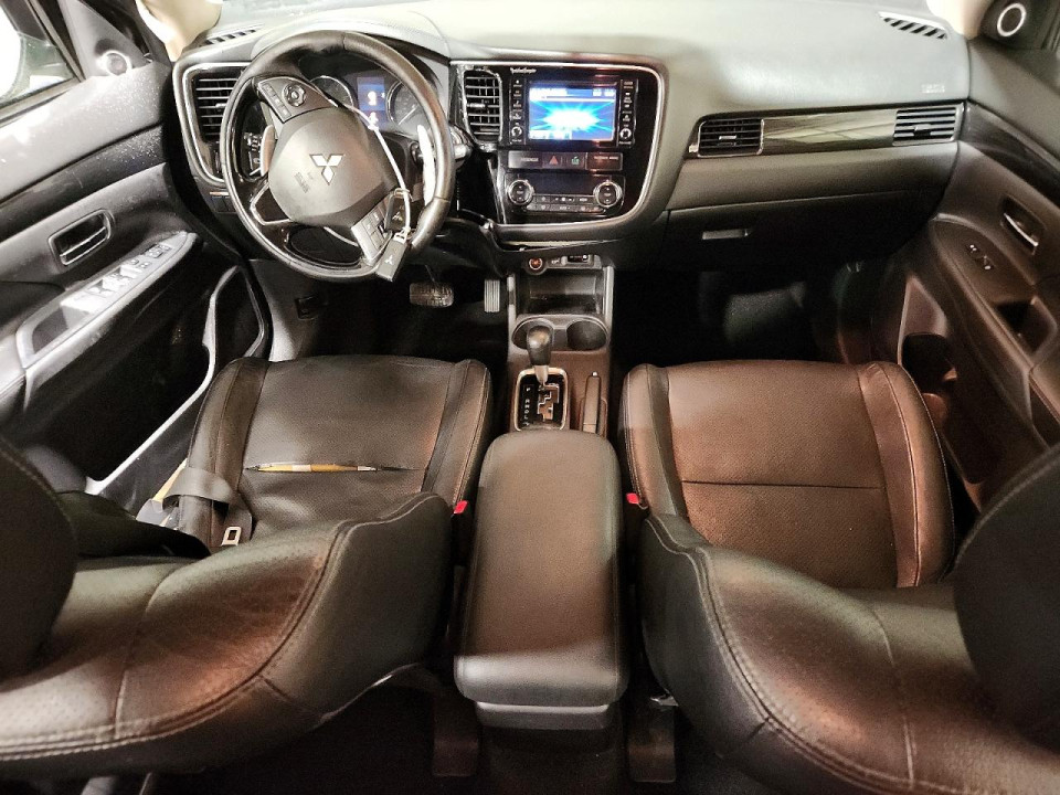 Mitsubishi OUTLANDER 2016 — Copart