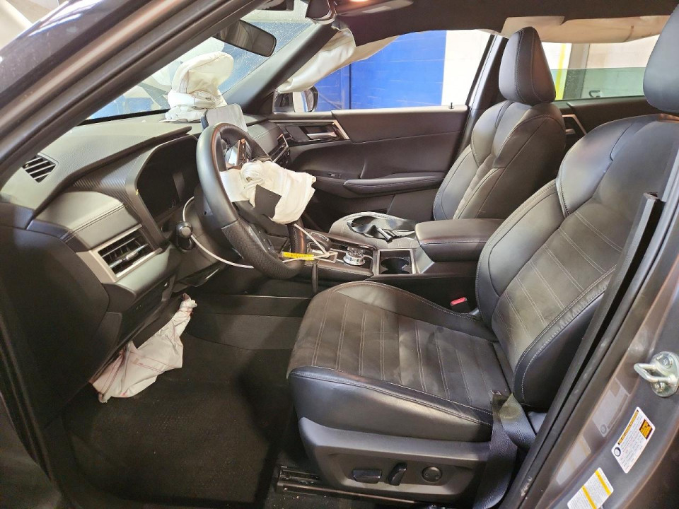 Mitsubishi OUTLANDER 2023 — Copart