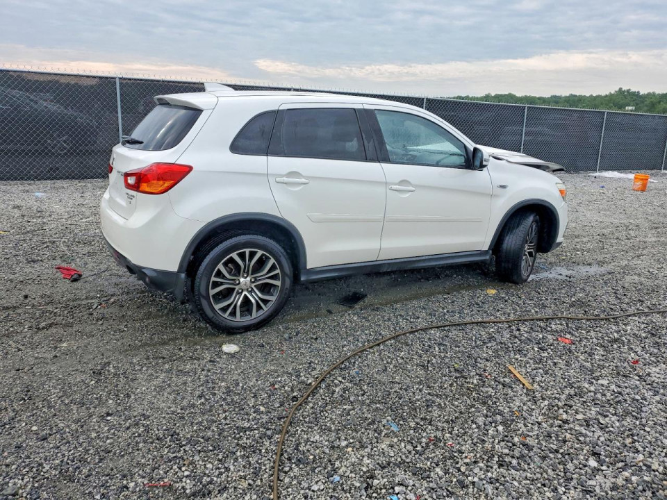 Mitsubishi OUTLANDER 2017 — Copart
