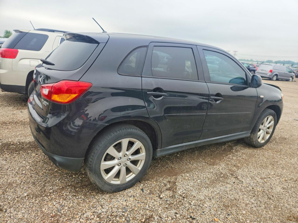Mitsubishi OUTLANDER 2015 — Copart