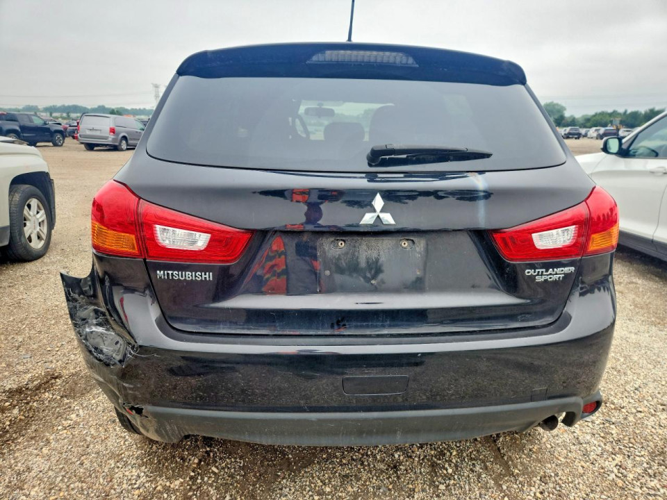 Mitsubishi OUTLANDER 2015 — Copart