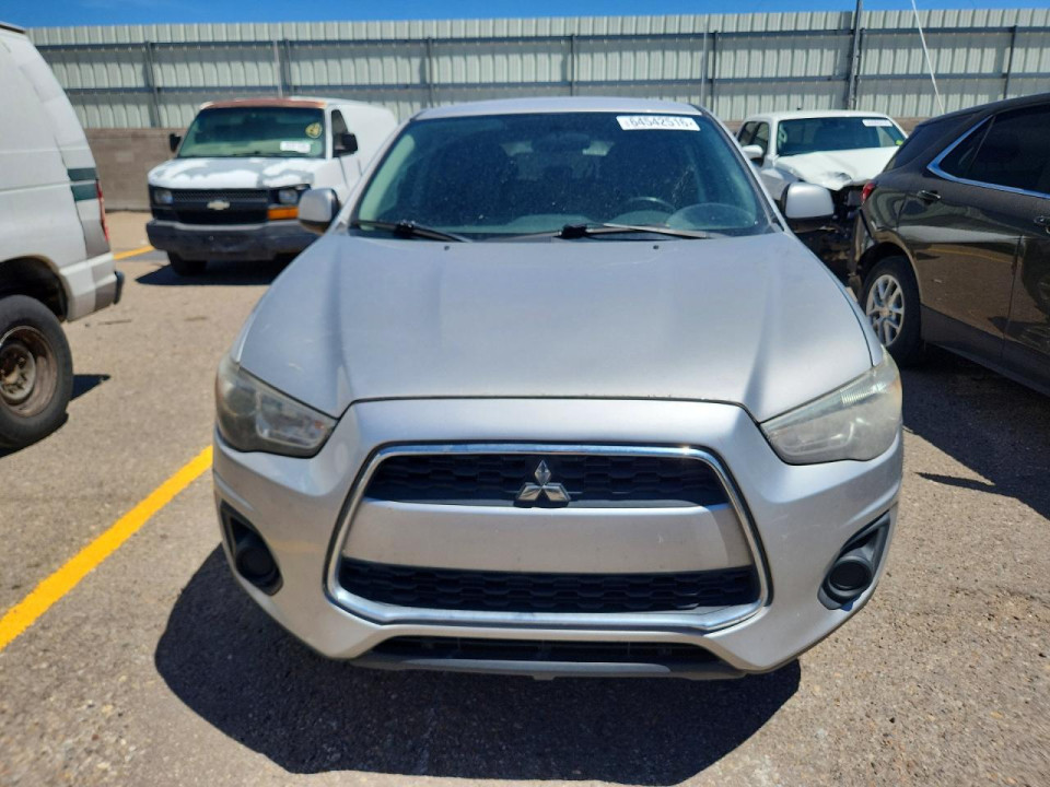 Mitsubishi OUTLANDER 2015 — Copart