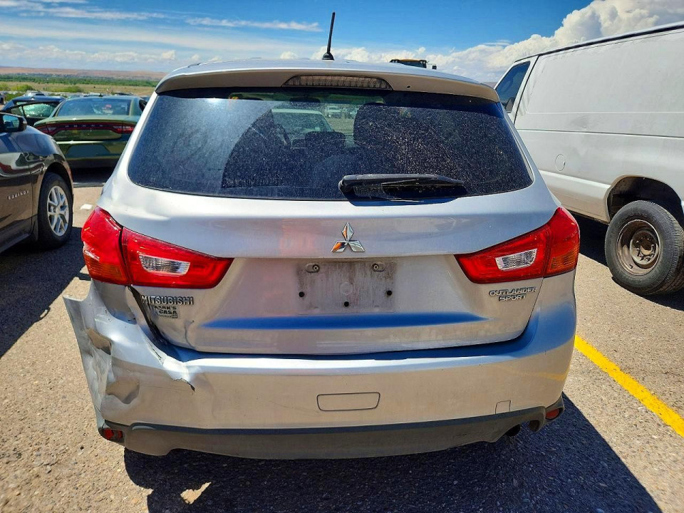 Mitsubishi OUTLANDER 2015 — Copart