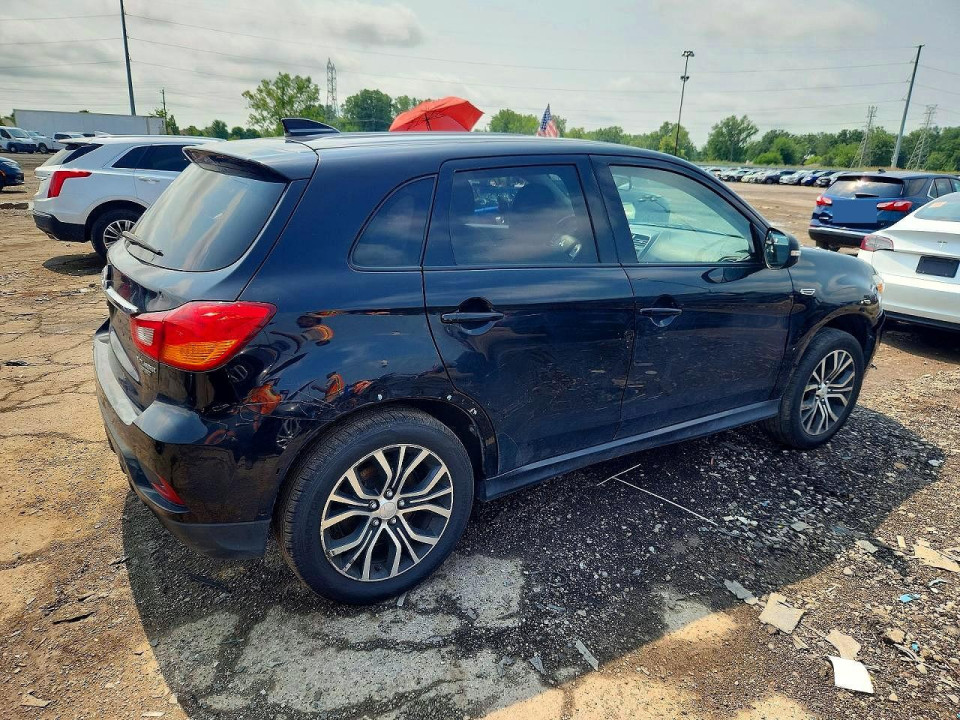 Mitsubishi OUTLANDER 2018 — Copart