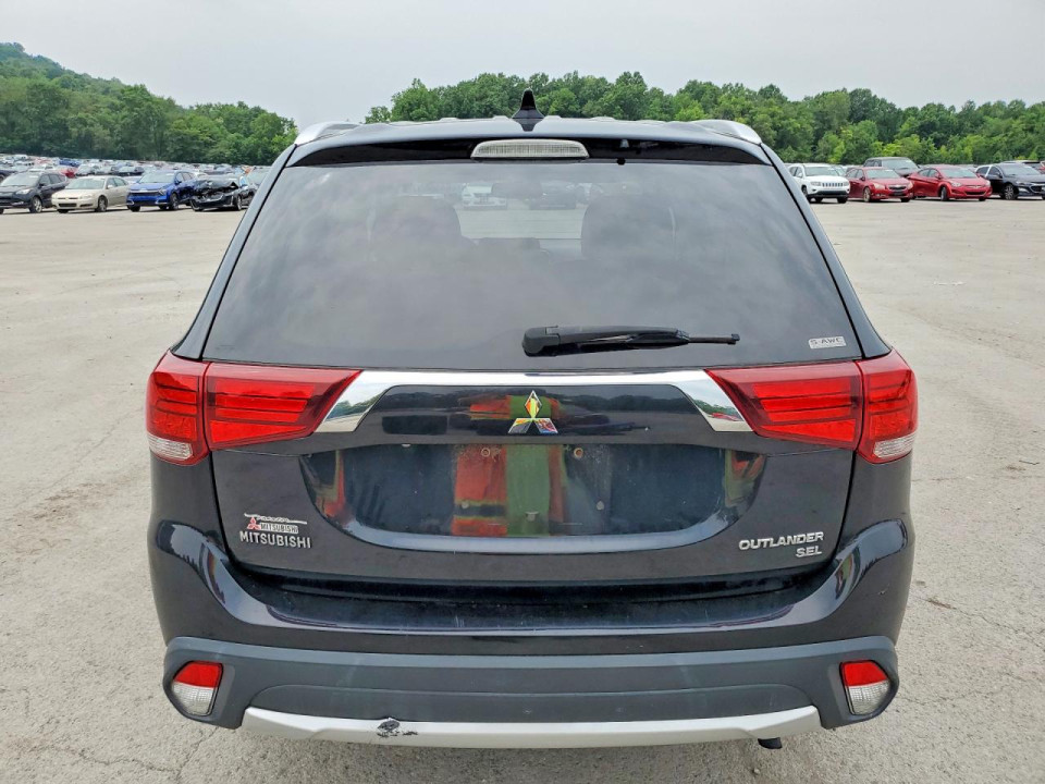Mitsubishi OUTLANDER 2017 — Copart