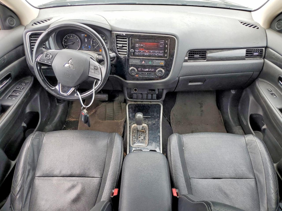Mitsubishi OUTLANDER 2017 — Copart