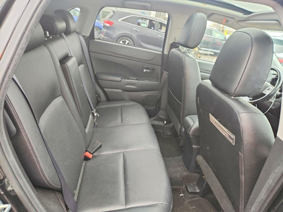 Mitsubishi OUTLANDER 2016 — Copart