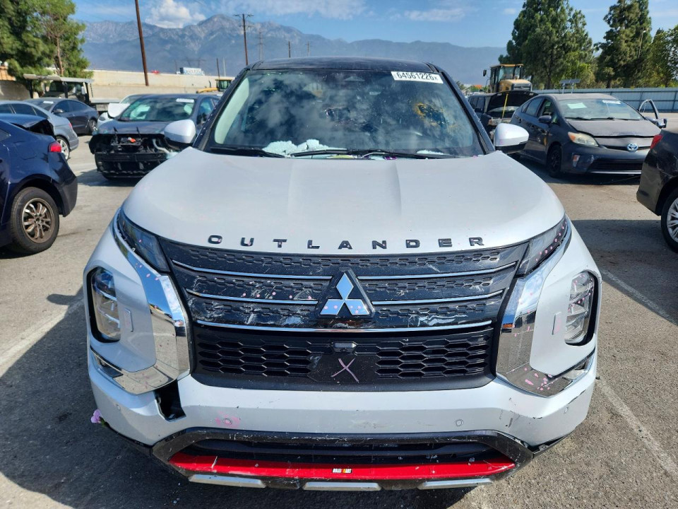 Mitsubishi OUTLANDER 2023 — Copart