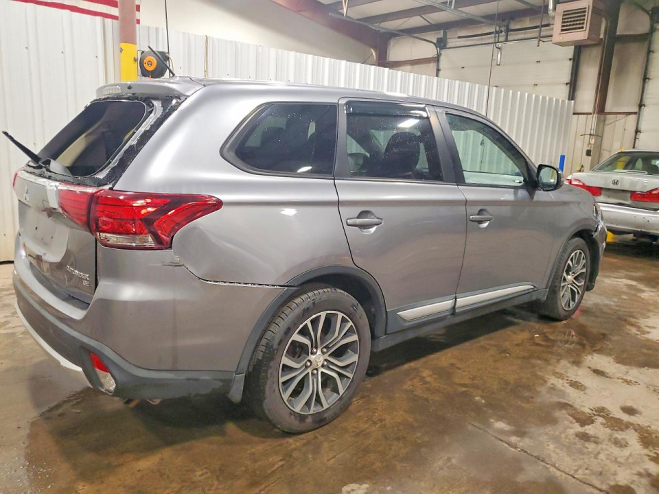Mitsubishi OUTLANDER 2016 — Copart