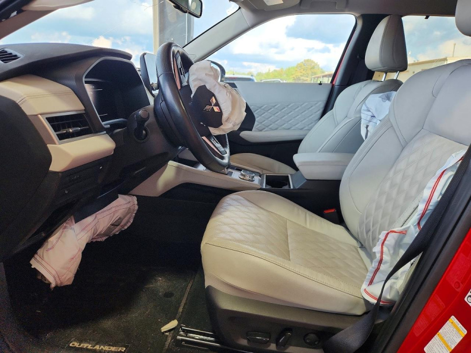 Mitsubishi OUTLANDER 2024 — Copart