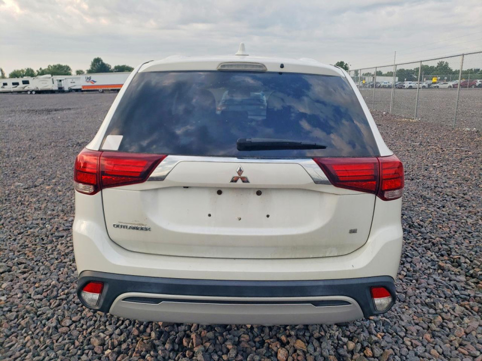 Mitsubishi OUTLANDER 2020 — Copart