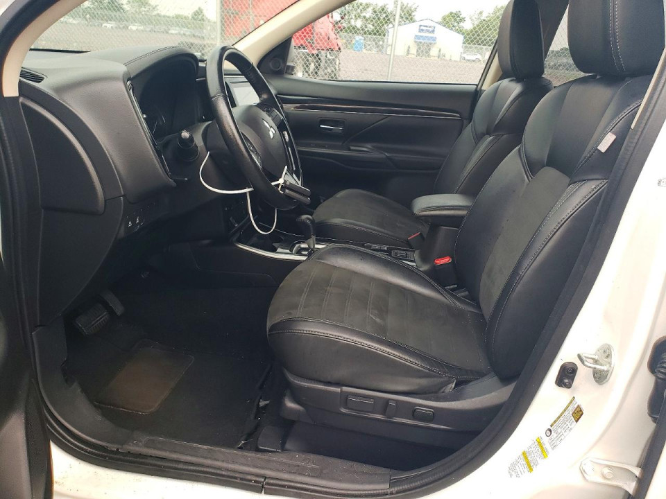 Mitsubishi OUTLANDER 2020 — Copart