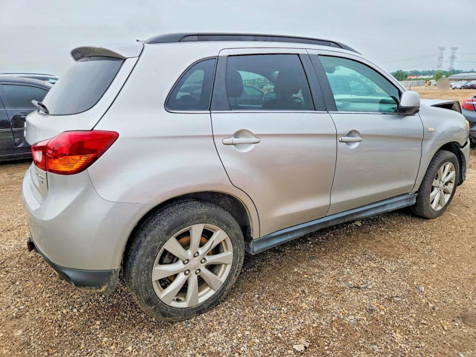 Mitsubishi OUTLANDER 2013 — Copart