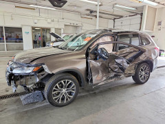 Mitsubishi OUTLANDER 2018 — Copart