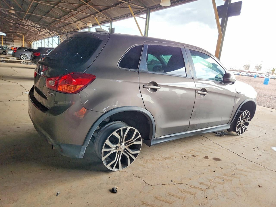Mitsubishi OUTLANDER 2017 — Copart