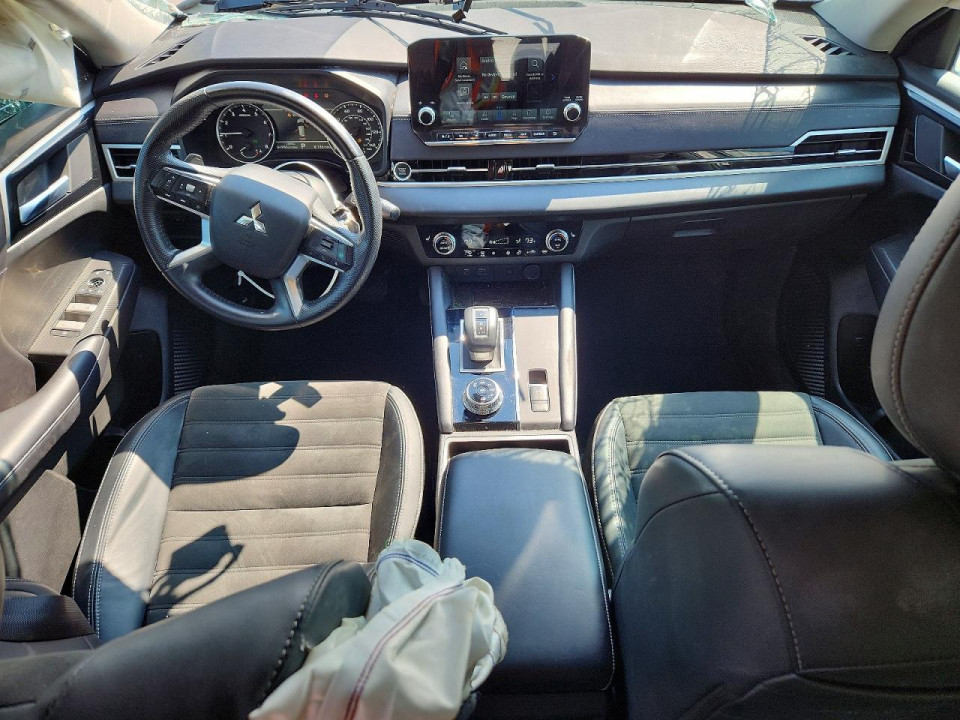 Mitsubishi OUTLANDER 2024 — Copart