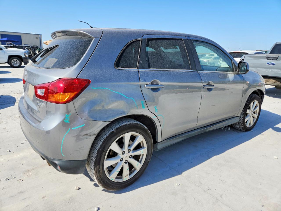 Mitsubishi OUTLANDER 2014 — Copart