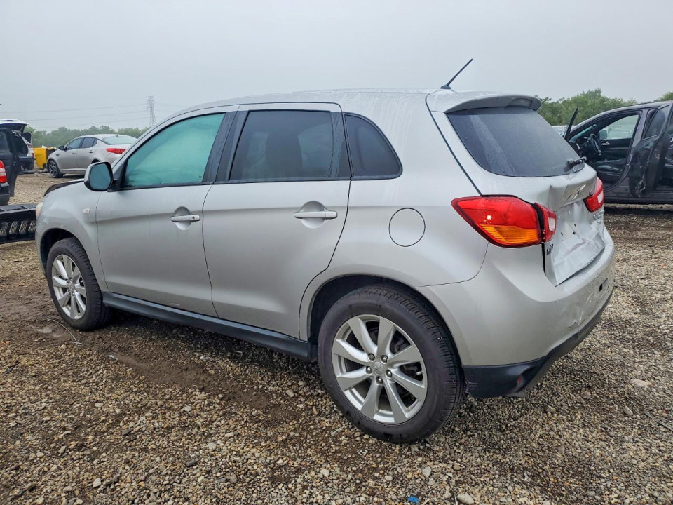 Mitsubishi OUTLANDER 2015 — Copart