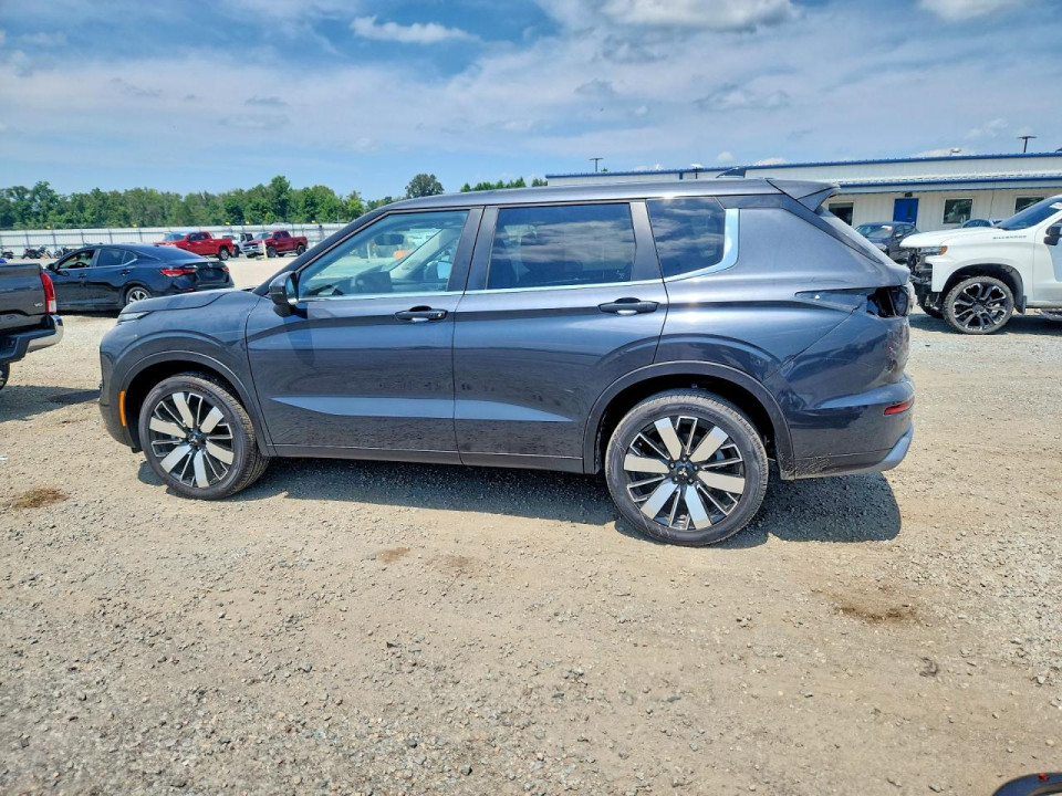 Mitsubishi OUTLANDER 2026 — Copart