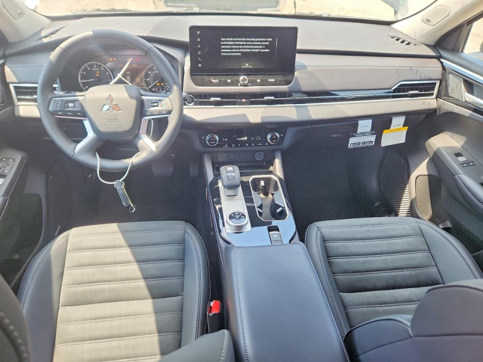 Mitsubishi OUTLANDER 2026 — Copart