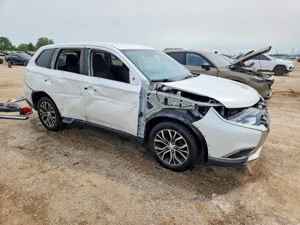 Mitsubishi OUTLANDER 2017 — Copart