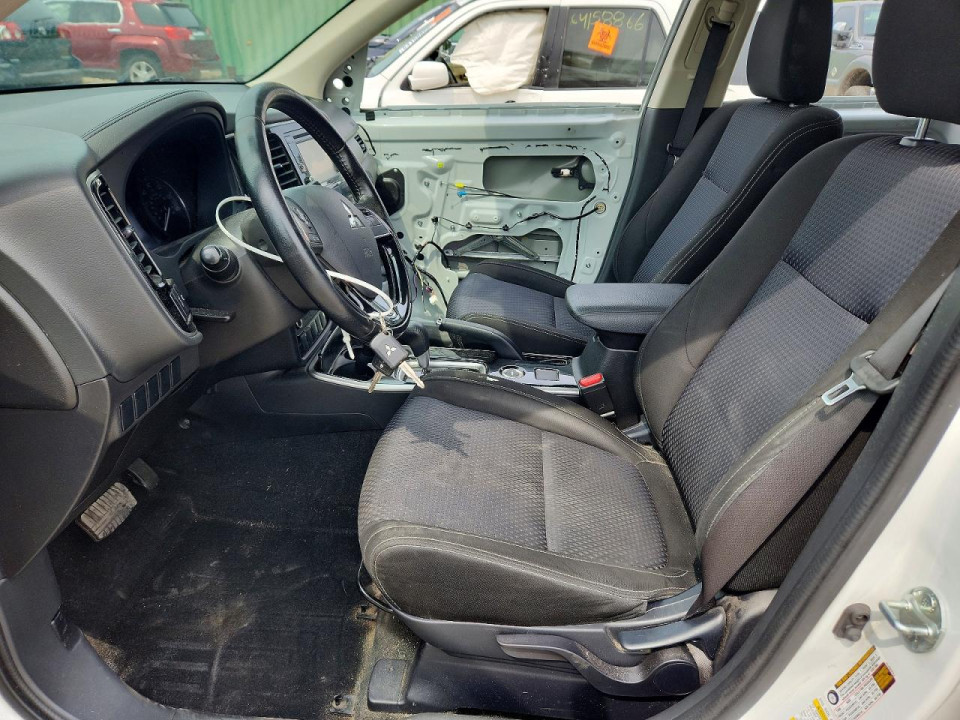 Mitsubishi OUTLANDER 2017 — Copart