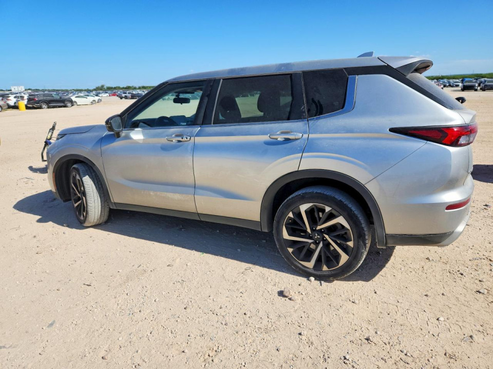 Mitsubishi OUTLANDER 2022 — Copart