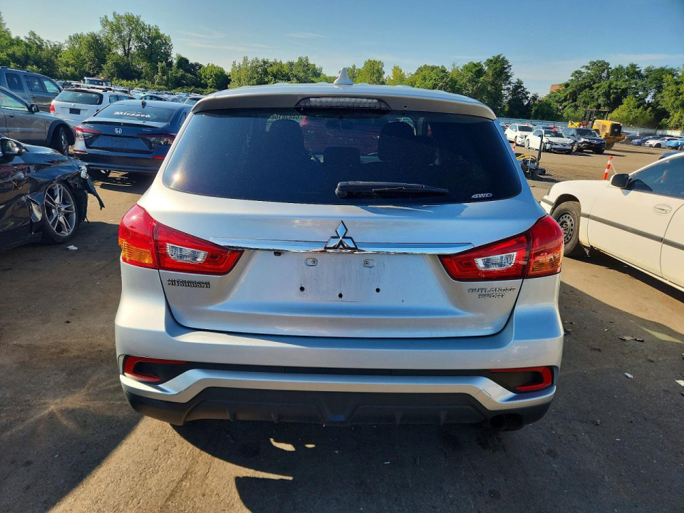 Mitsubishi OUTLANDER 2018 — Copart