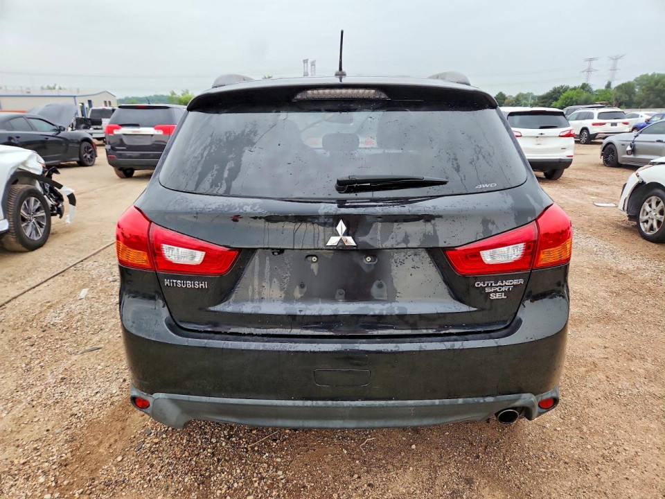 Mitsubishi OUTLANDER 2016 — Copart