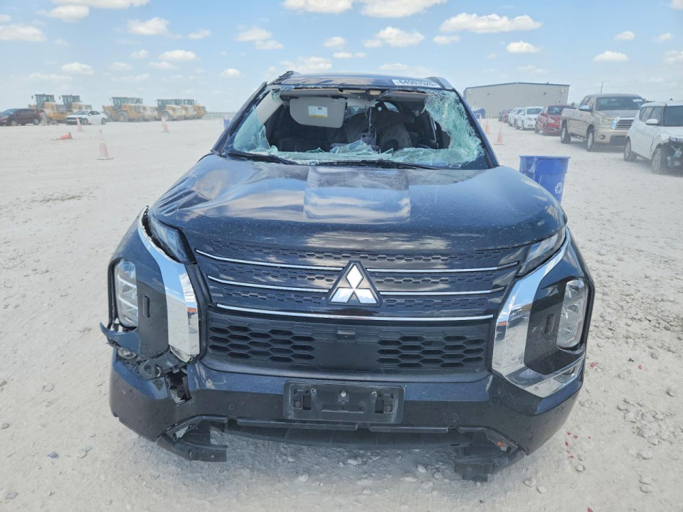 Mitsubishi OUTLANDER 2023 — Copart