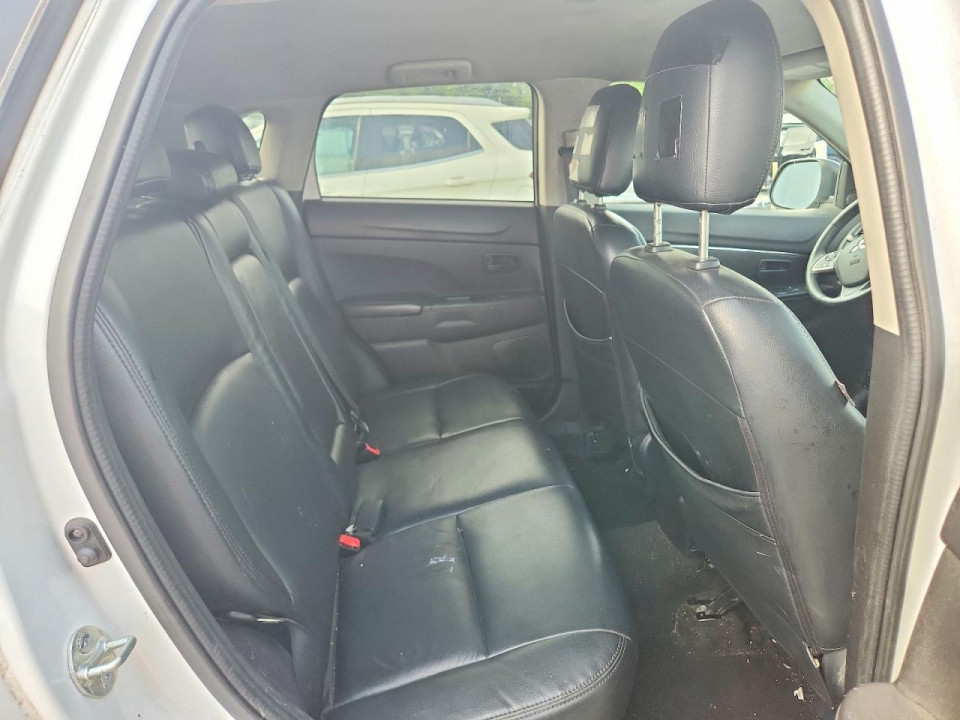 Mitsubishi OUTLANDER 2015 — Copart