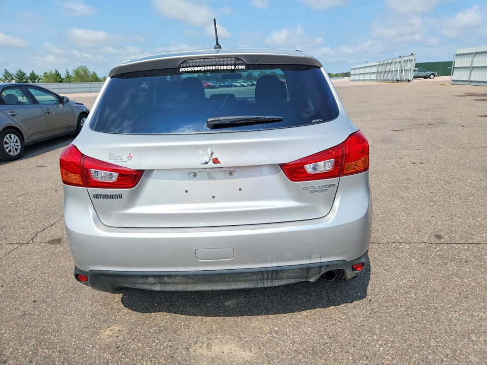 Mitsubishi OUTLANDER 2015 — Copart