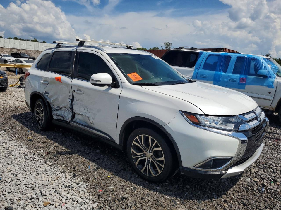 Mitsubishi OUTLANDER 2017 — Copart