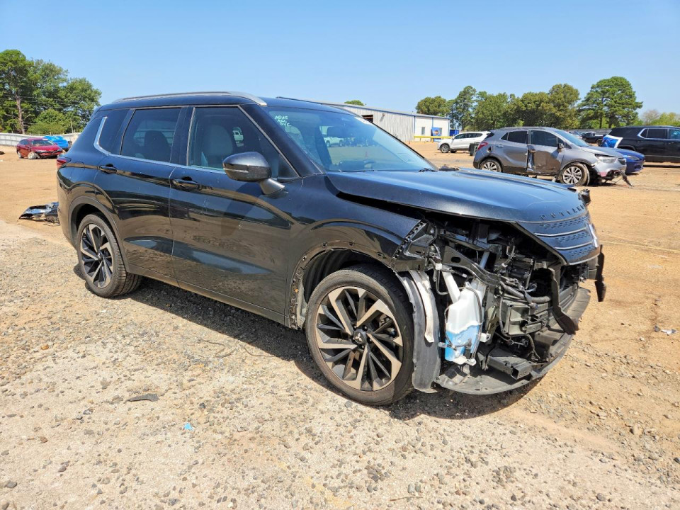 Mitsubishi OUTLANDER 2023 — Copart