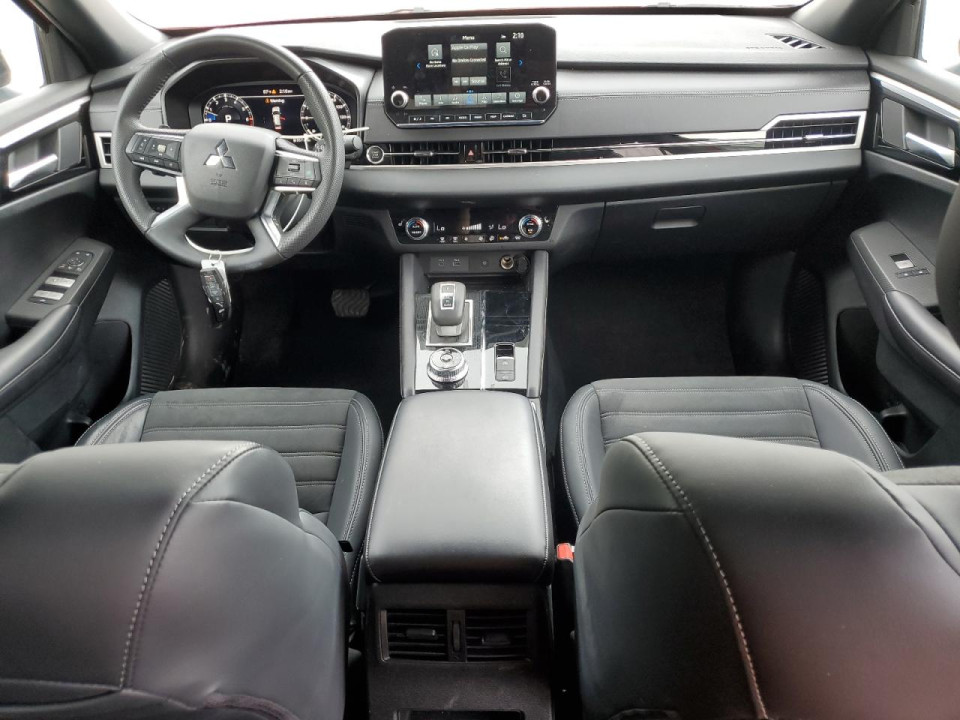 Mitsubishi OUTLANDER 2024 — Copart