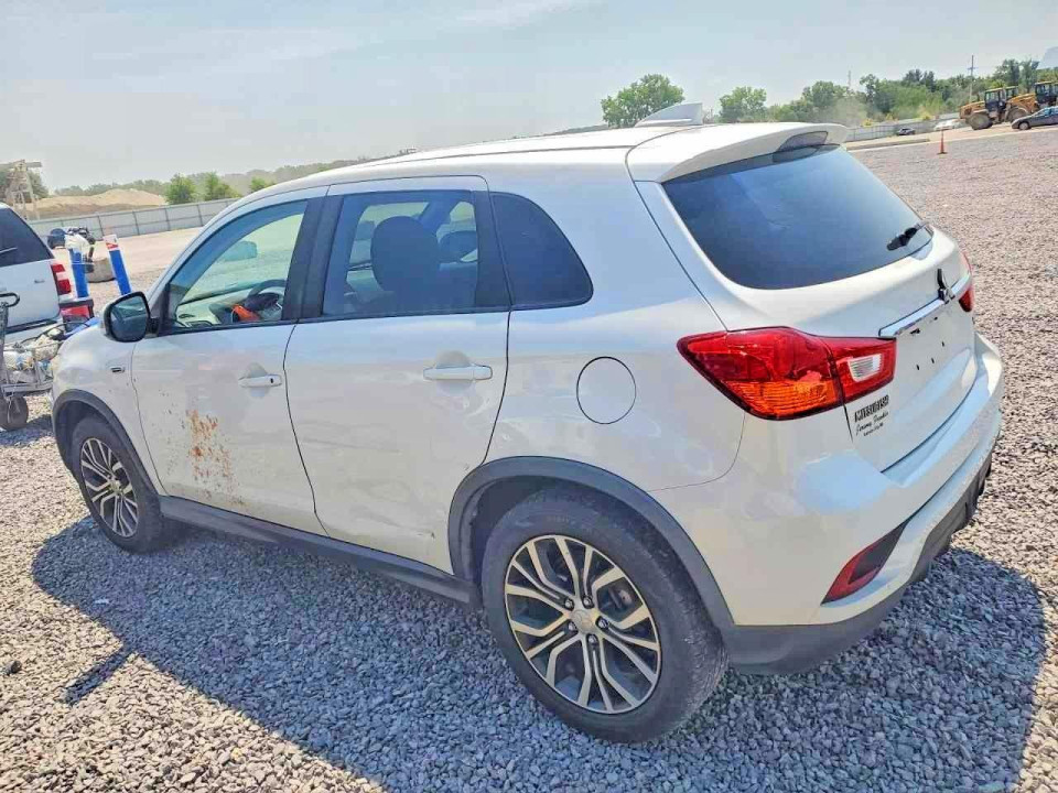 Mitsubishi OUTLANDER 2018 — Copart