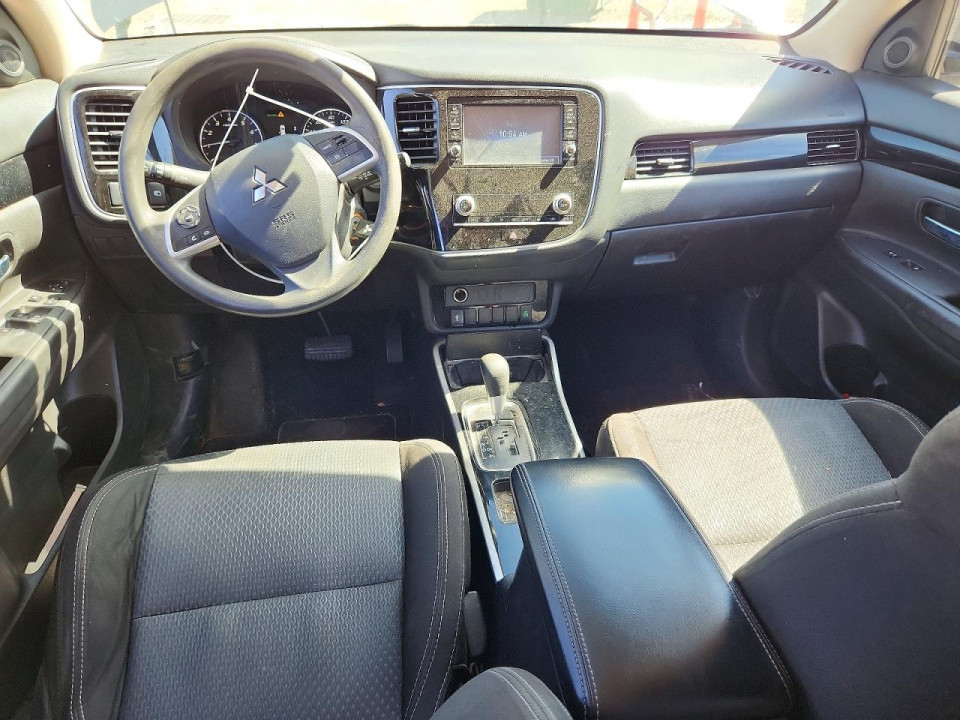 Mitsubishi OUTLANDER 2020 — Copart