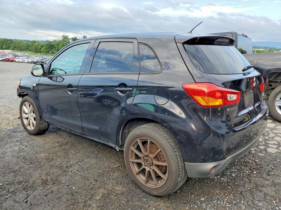 Mitsubishi OUTLANDER 2015 — Copart