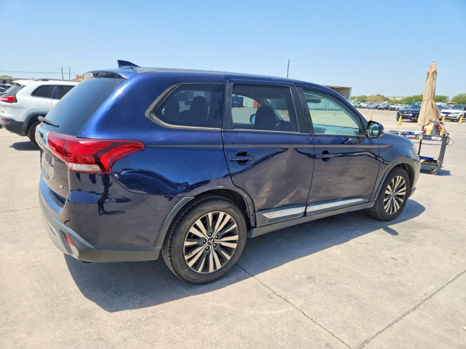 Mitsubishi OUTLANDER 2020 — Copart