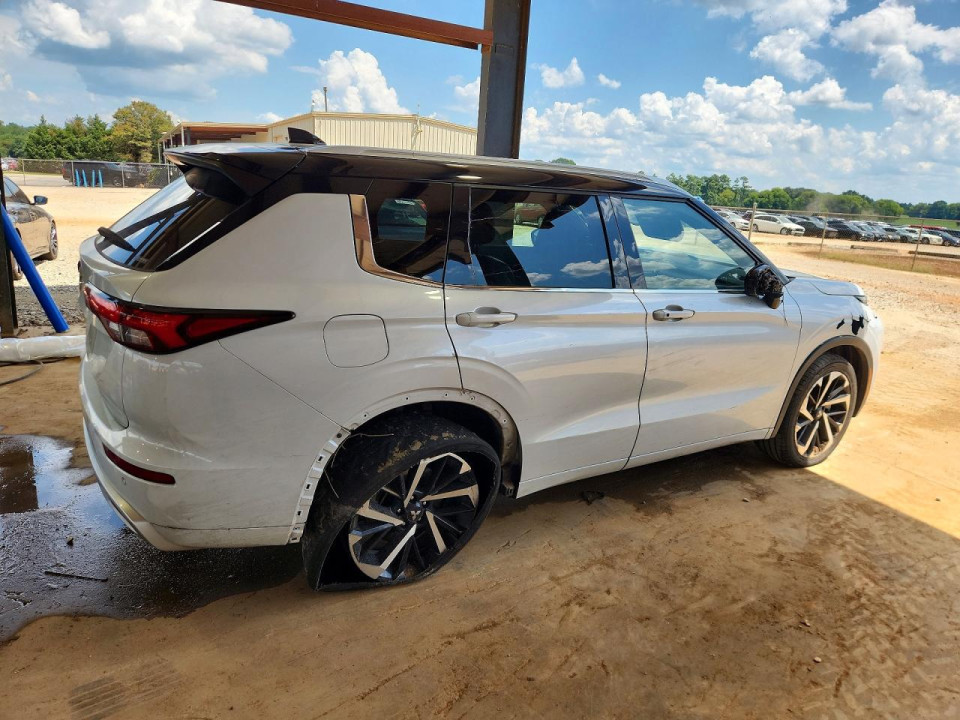 Mitsubishi OUTLANDER 2023 — Copart