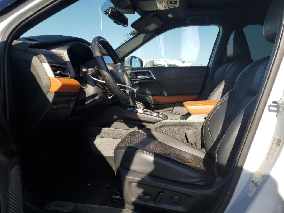 Mitsubishi OUTLANDER 2024 — Copart