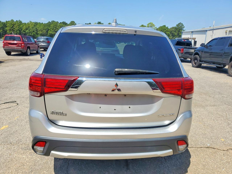 Mitsubishi OUTLANDER 2018 — Copart
