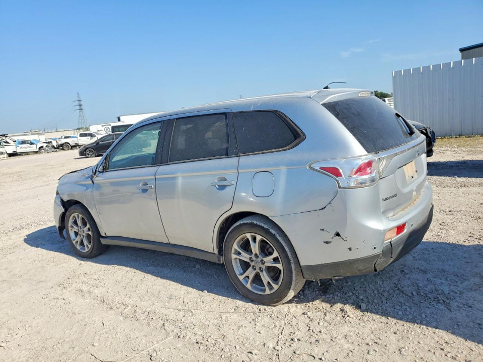 Mitsubishi OUTLANDER 2014 — Copart