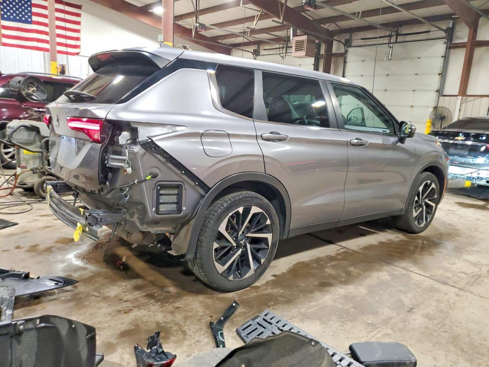 Mitsubishi OUTLANDER 2023 — Copart