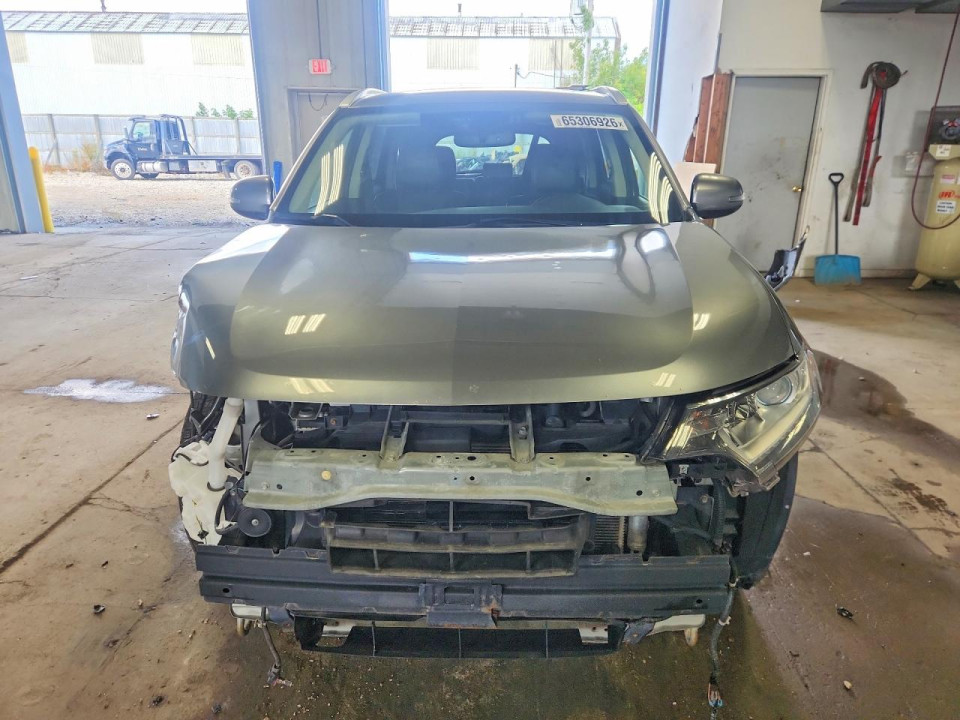 Mitsubishi OUTLANDER 2020 — Copart