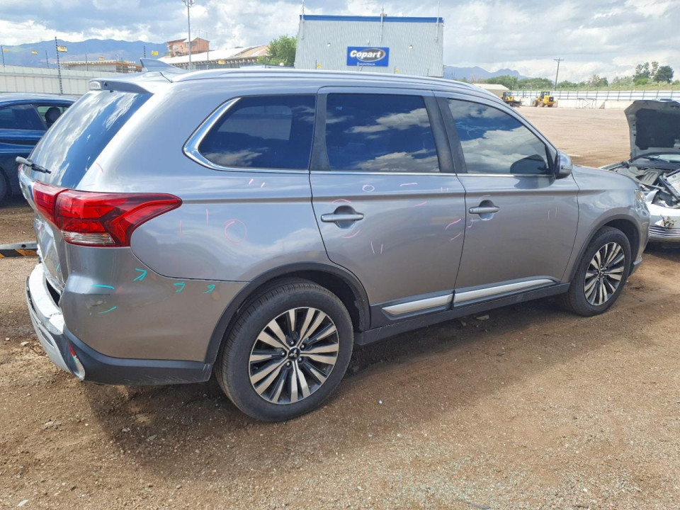 Mitsubishi OUTLANDER 2020 — Copart