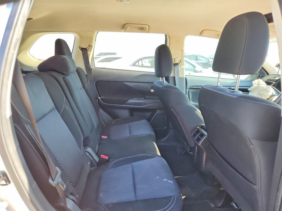 Mitsubishi OUTLANDER 2020 — Copart