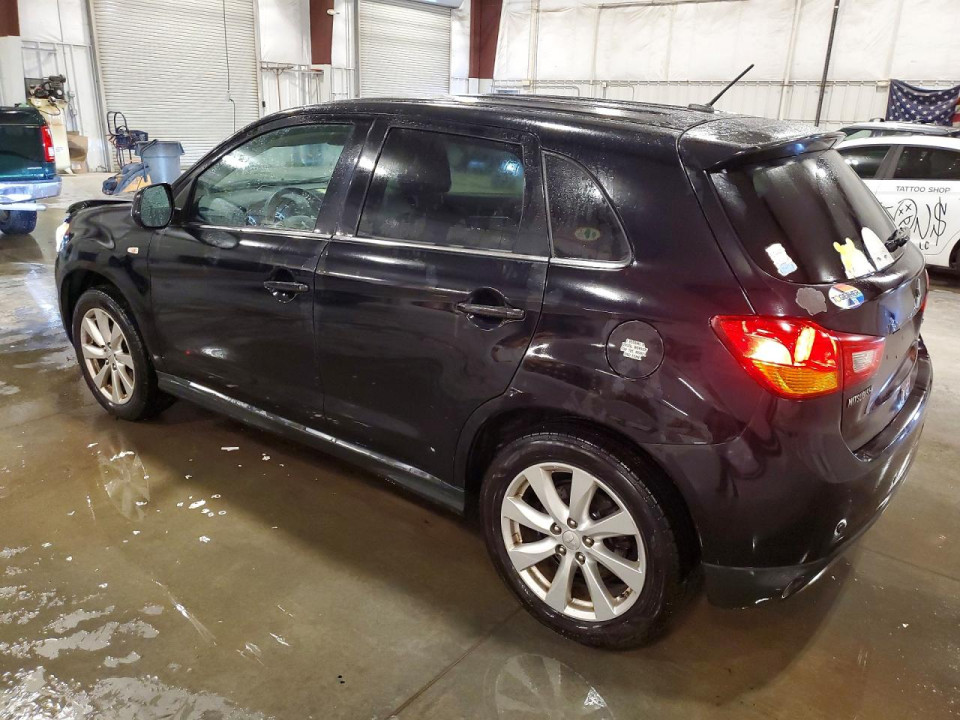Mitsubishi OUTLANDER 2015 — Copart